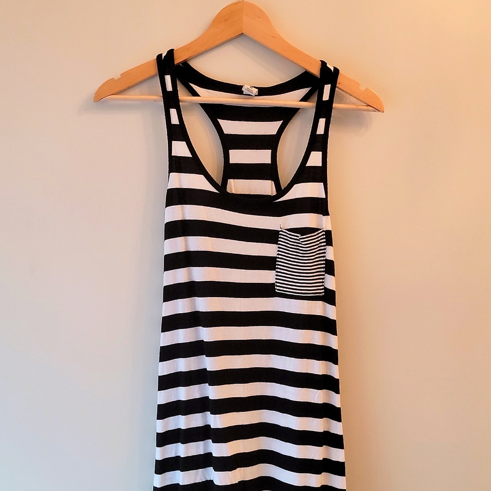 Old navy medium blk n wht stripes